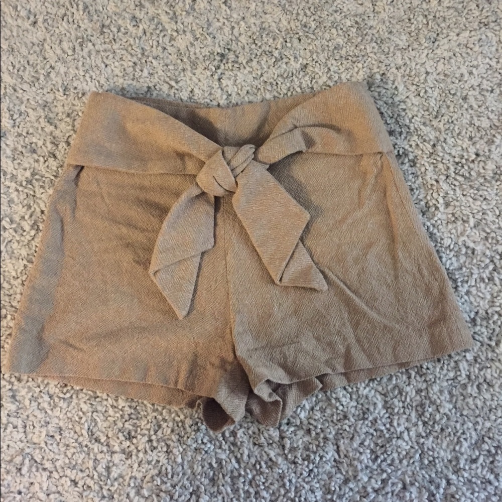 ✅ Zara short